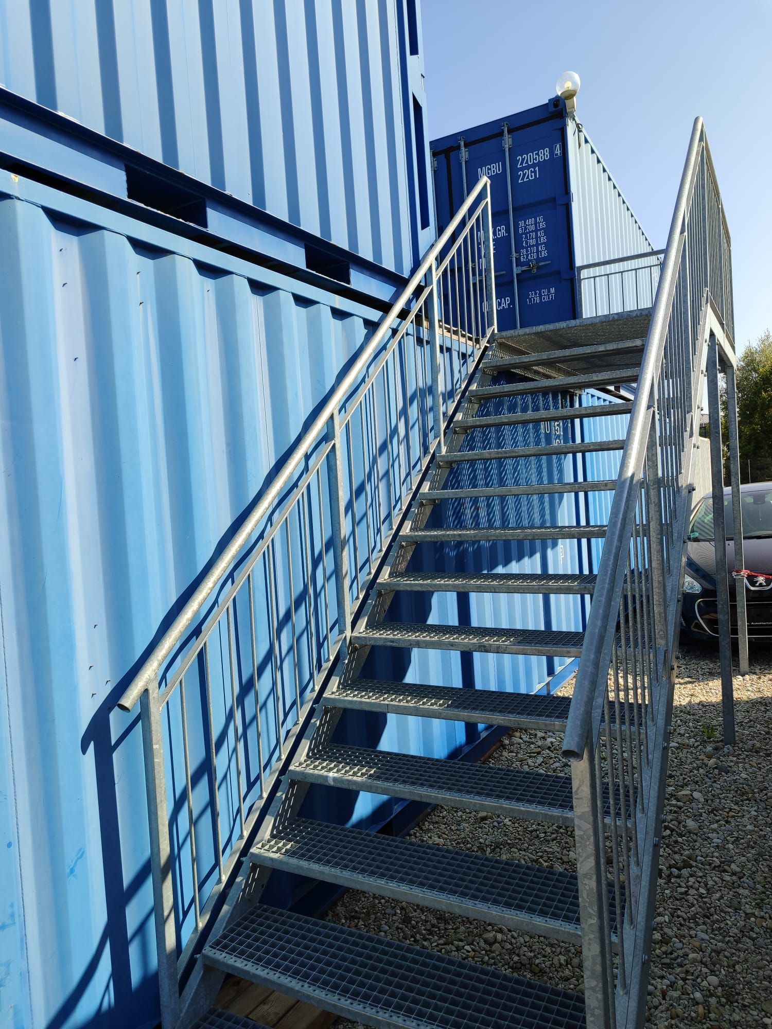 LARGE Container – Ebenerdig